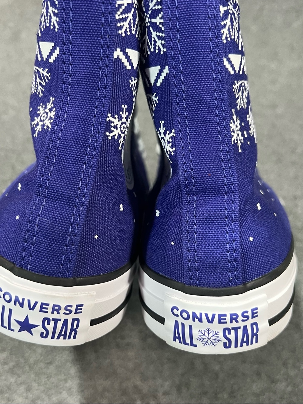 Converse Chuck Taylor All Star HI Winter Sweater Women's Size 7.5 A12904F - Picture 10 of 13